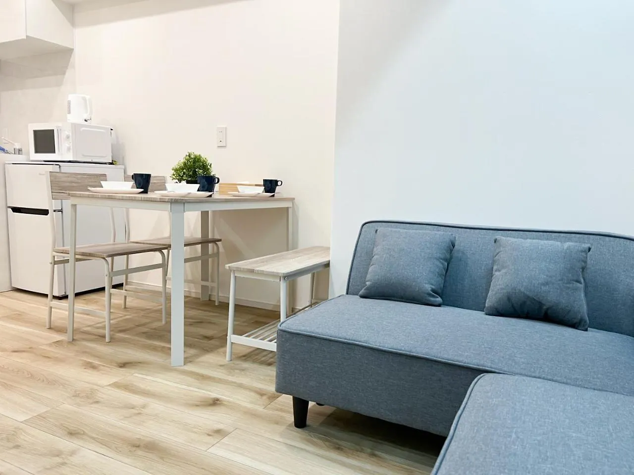 Nishiike House Apartment Tokyo